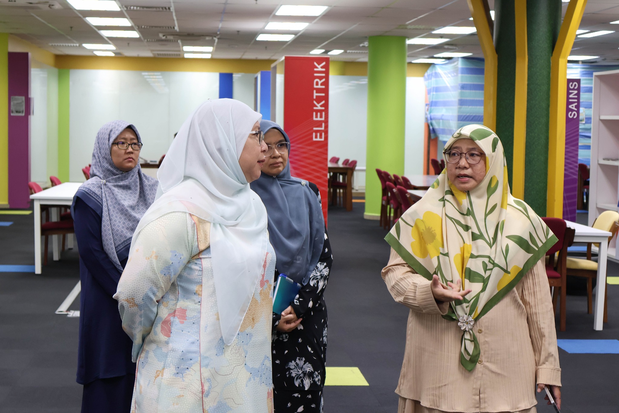 Lawatan Projek Peruntukan Usang Bersama Naib Canselor Prof Ts Dr Yatimah Alias